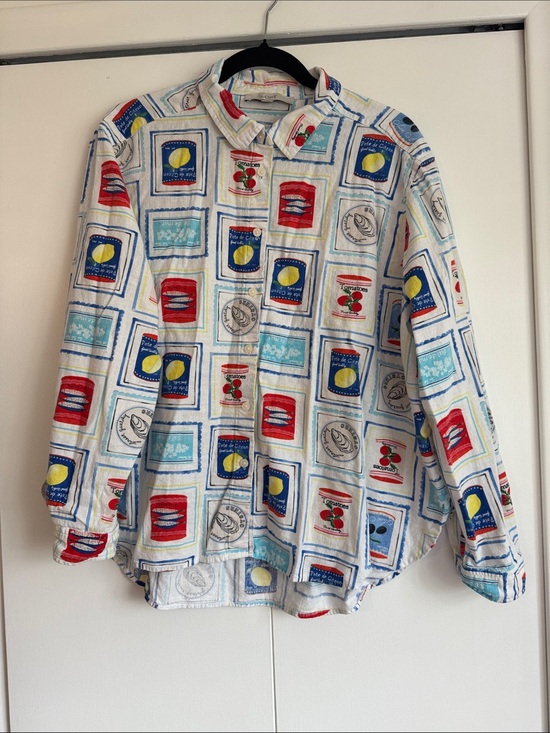 LOFT Other - Women’s Long-Sleeve Patterned Button-Up Shirt in White with Red & Blue Motif